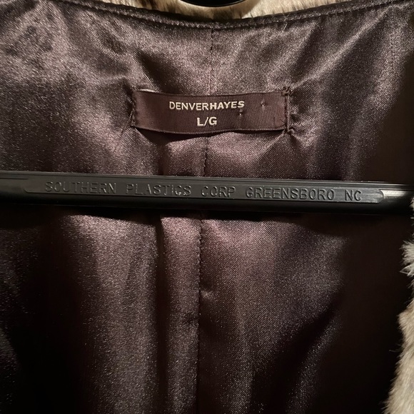 Denver Hayes Faux Fur Vest with Leather Belt - Picture 3 of 4